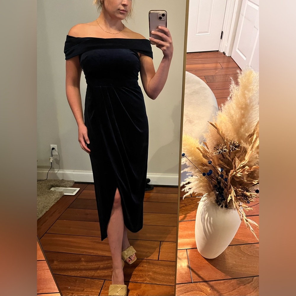 Elegant Navy Off-Shoulder Dress